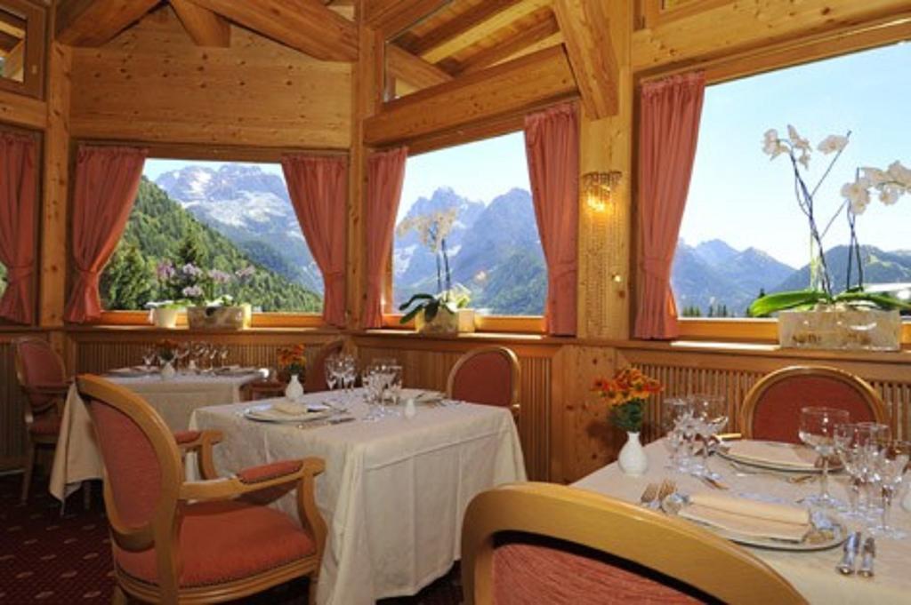 Hotel Lorenzetti Madonna di Campiglio Exterior photo