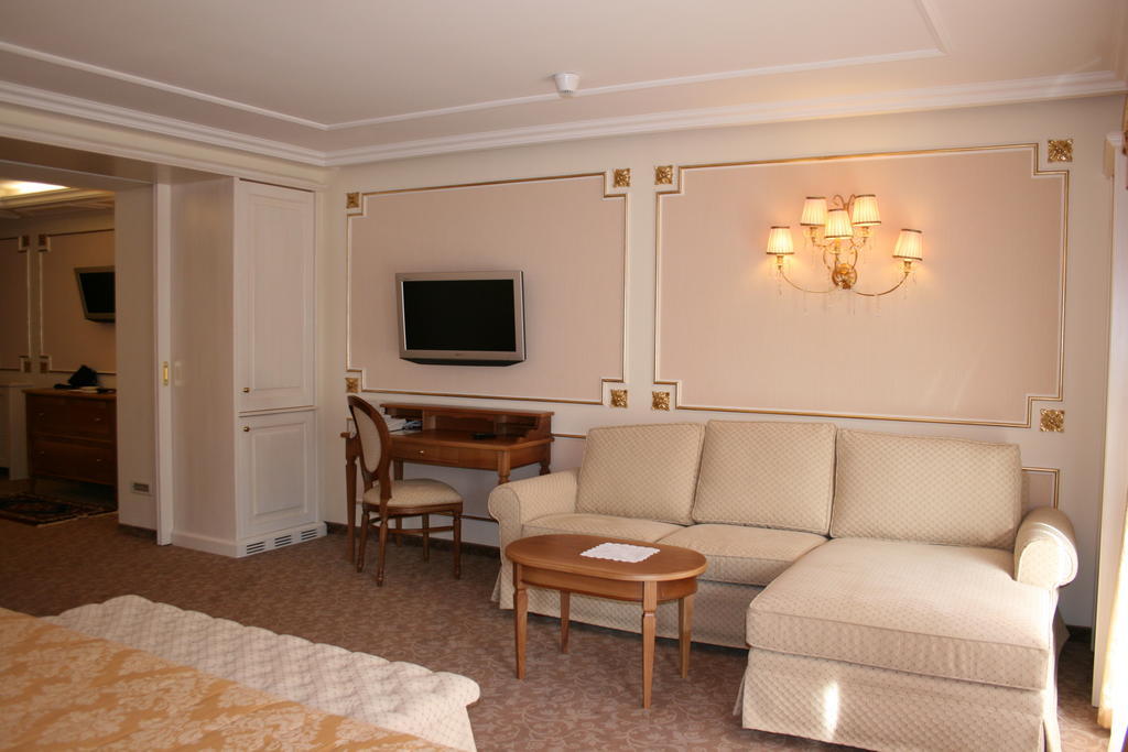 Hotel Lorenzetti Madonna di Campiglio Room photo